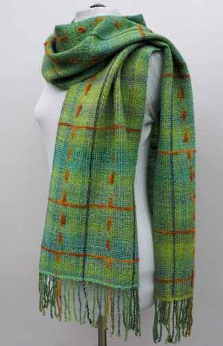 Grünes Kuschelmonster